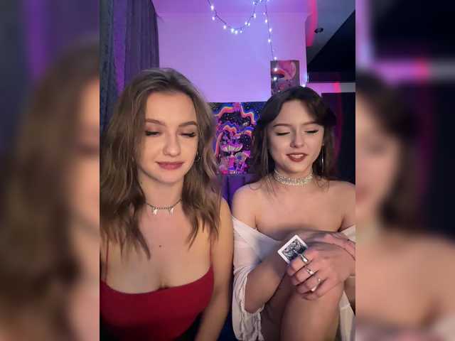 Екранни снимки на излъчване -SpicyGrils-