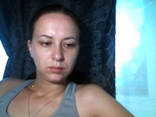 Екранни снимки на излъчване 19Eleonora