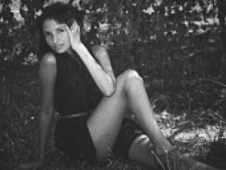 Еротичен видео чат 7beiba7