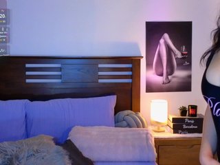 Еротичен видео чат aaliyah18ally