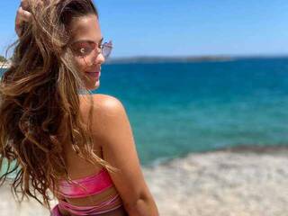 Еротичен видео чат AaliyahHadid