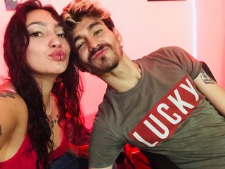Еротичен видео чат Aaronandelizabeth