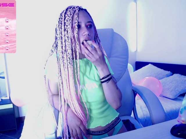 Екранни снимки на излъчване abby-deep