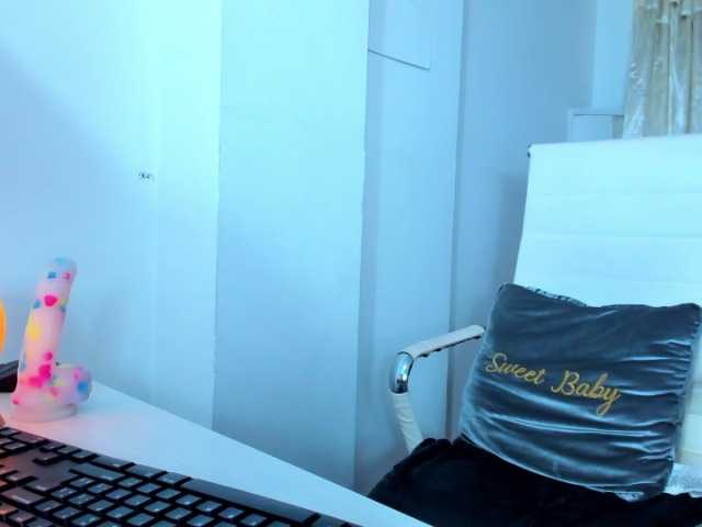 Екранни снимки на излъчване abby-deep