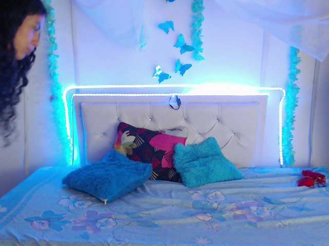 Екранни снимки на излъчване Abby-thin