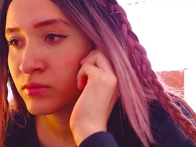 Екранни снимки на излъчване AbbyHerrera