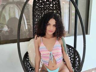 Еротичен видео чат AbbyyMonroe