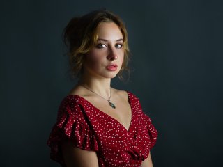 Еротичен видео чат AdalynGlow