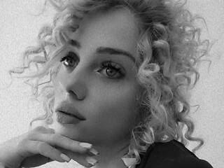 Еротичен видео чат AdeleKya