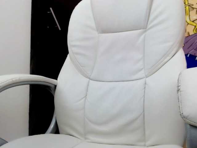 Екранни снимки на излъчване AdelePaterson