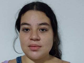 Еротичен видео чат Adelethompson