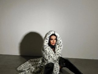 Еротичен видео чат Adelina111