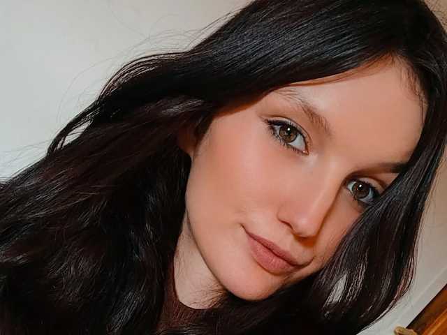 Снимка на профила AdelineModel