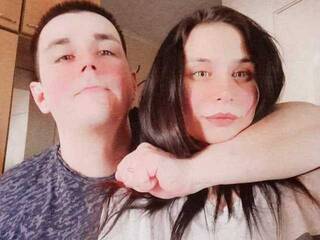 Еротичен видео чат AdelyaVlad