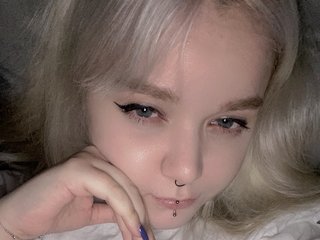 Еротичен видео чат AdoraBlya