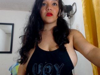 Снимки afroditashary I have my shaved pussy for you love, all my squirt