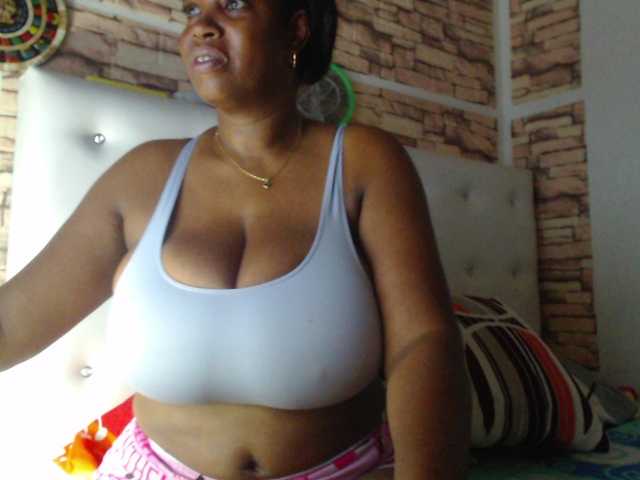 Снимки agatafox #mature #ebony #big tits #play lovense #latina #lovense