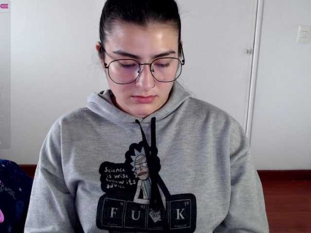 Екранни снимки на излъчване ahrianabluff