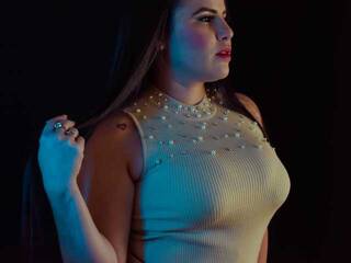 Еротичен видео чат AishaPower