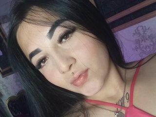 Еротичен видео чат Aitana-Jones