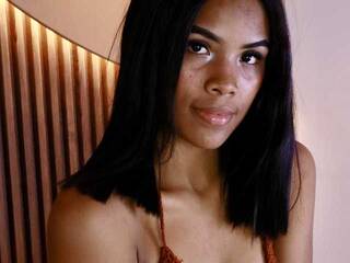 Еротичен видео чат Aixa-11