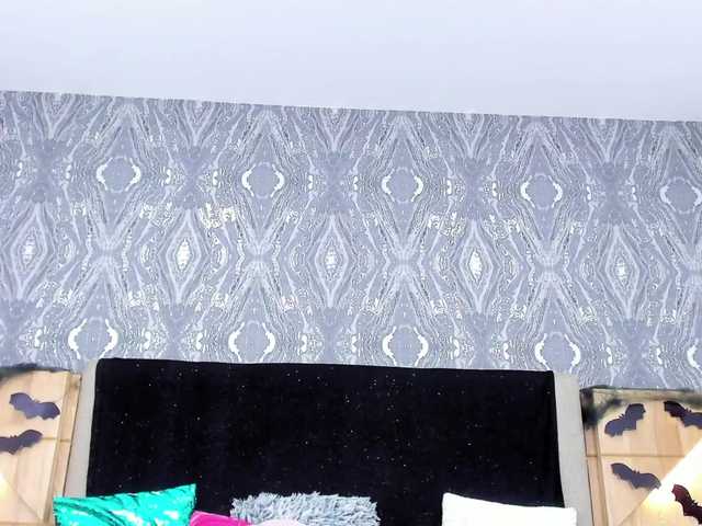 Екранни снимки на излъчване AkashaLee