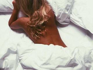 Еротичен видео чат Al-bee