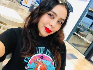 Еротичен видео чат AlanaFletcher