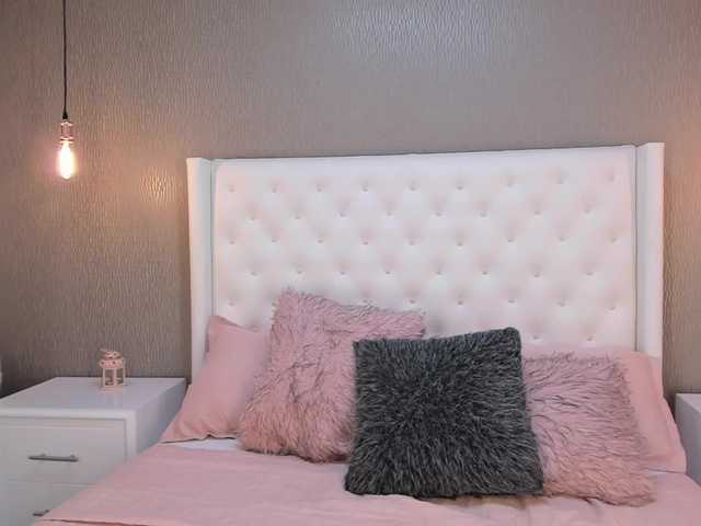 Екранни снимки на излъчване AlegnaTaylor