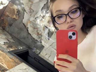 Еротичен видео чат EliVii