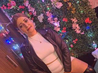 Еротичен видео чат AlessadraJones