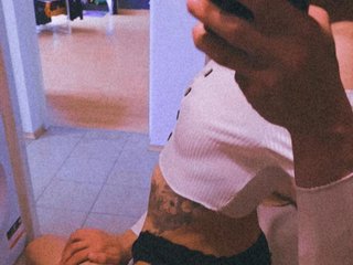 Еротичен видео чат AlexaBorzaya