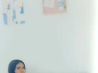 Еротичен видео чат AlexandraAdamson