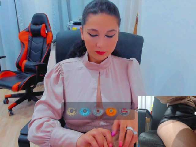Снимки AlexisSecret do not demand if you do not tip for me 1 tks mean 0.02 cents so do not be rude show respect and tip #bigboobs #squirt #latina #teen #curvy #bigass #lovense #lush