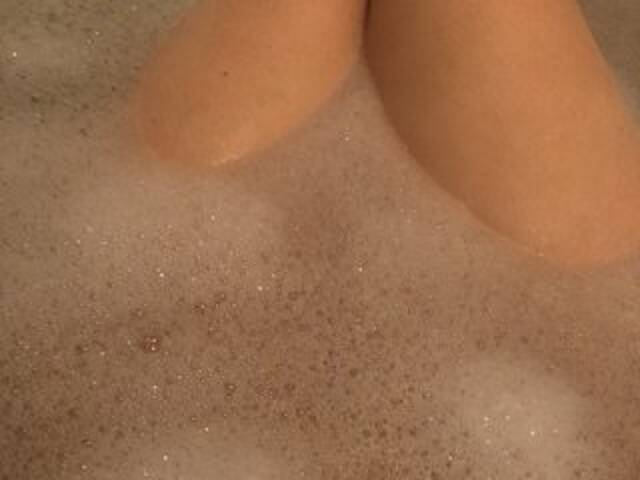 Екранни снимки на излъчване Alianakiss