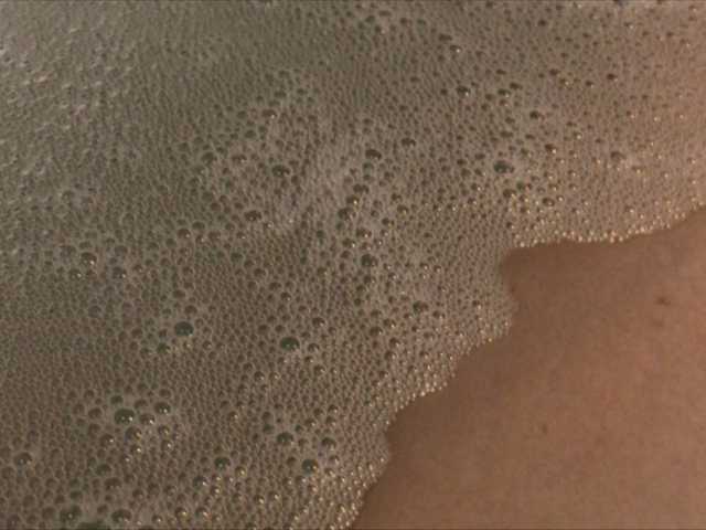 Екранни снимки на излъчване Alianakiss