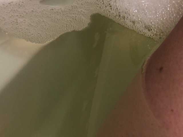 Екранни снимки на излъчване Alianakiss