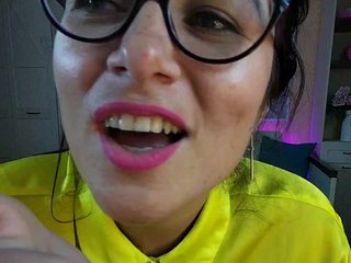 Еротичен видео чат AlicaSmit