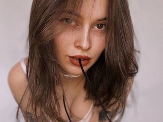 Еротичен видео чат AliceMonta