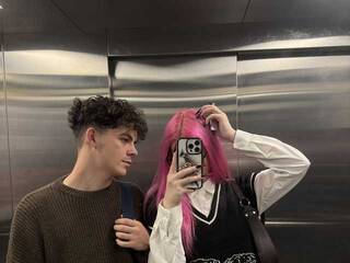 Еротичен видео чат alice18james