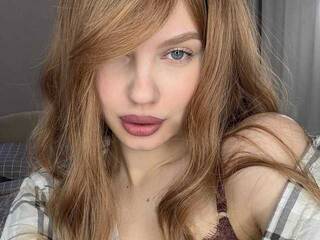 Еротичен видео чат Alice18Wonderland