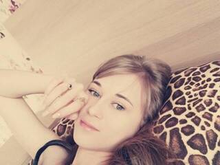 Еротичен видео чат Alice88888