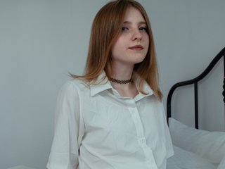 Еротичен видео чат AliceCutie