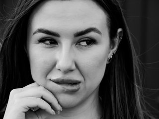 Еротичен видео чат AliceLee