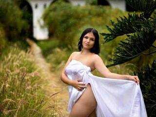 Еротичен видео чат AliciaGolman