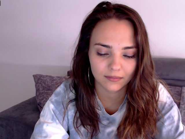 Екранни снимки на излъчване aligray01