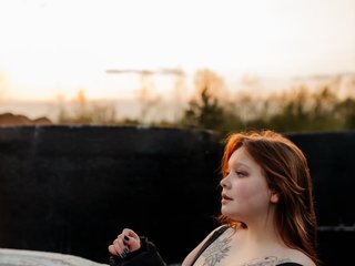 Еротичен видео чат AlinaAdams