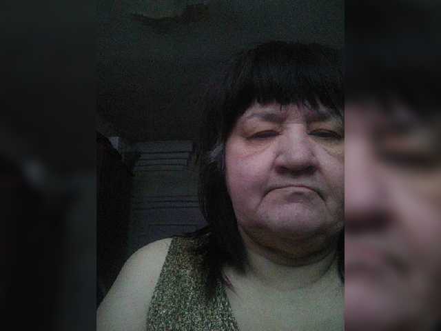 Екранни снимки на излъчване AlisaLlisa