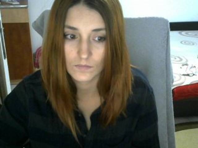 Екранни снимки на излъчване alishallovexx