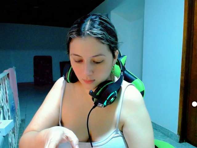 Екранни снимки на излъчване allisonbaby